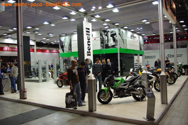 Nouveauté scooter et Stand Benelli au salon de Milan IMGP2420%20%5B640x480%5D